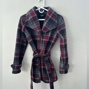 Lady Hathaway Fleece Red & Black Checkered Plaid Lightweight Belted Casual Coat